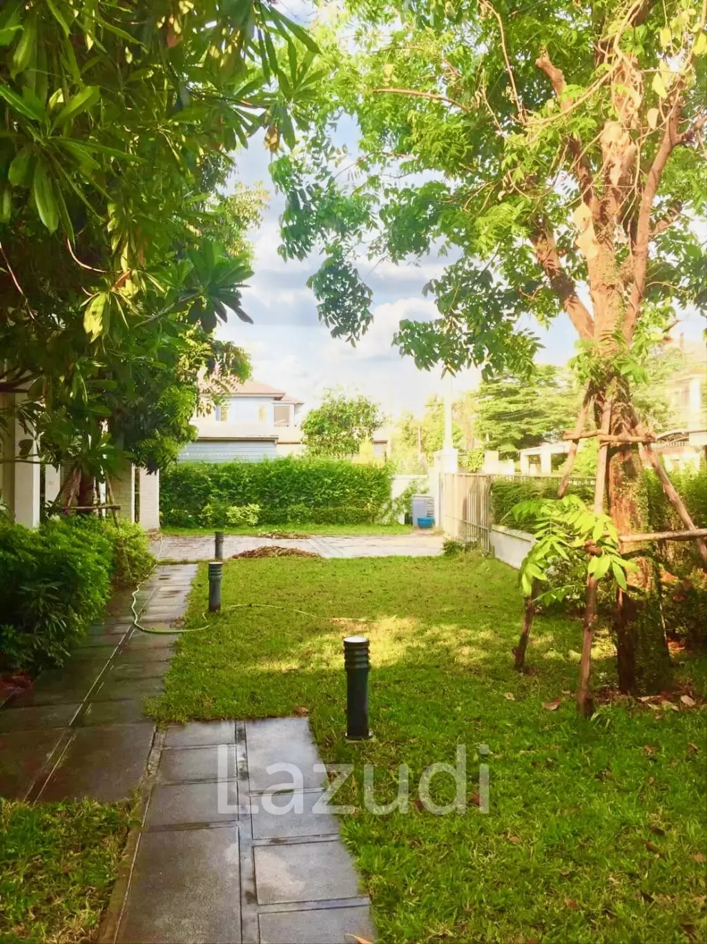 3 Bed 3 Bath 536 SQ.M Perfect Masterpiece Rama 9