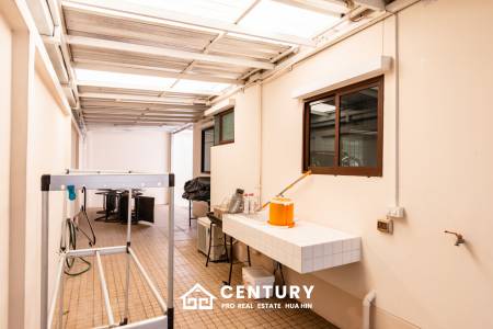 424 Sqm 3 Bed 2 Bath Villa For Sale