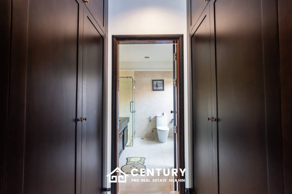 424 Sqm 3 Bed 2 Bath Villa For Sale