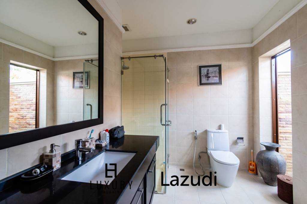 424 metro cuadrado 3 ` 2 Baño Villa de Venta