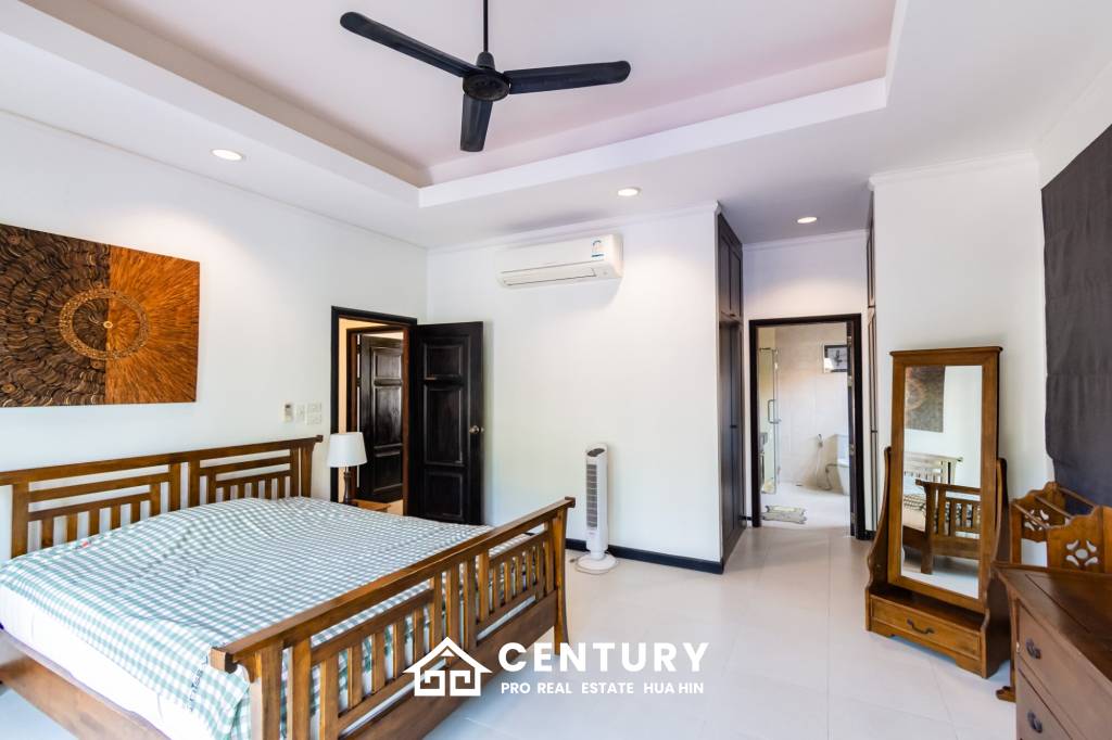 424 Sqm 3 Bed 2 Bath Villa For Sale