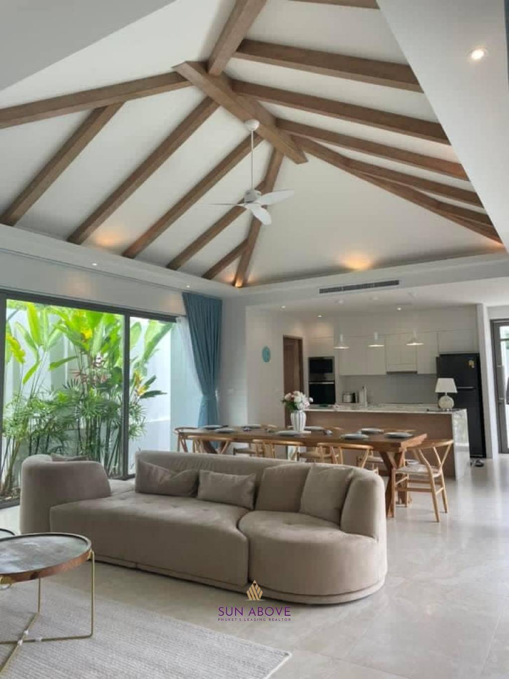 3 Bed 4 Bath Villa For Rent In Pasak Phuket