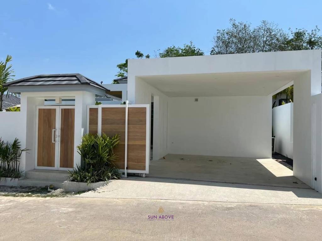 3 Bed 4 Bath Villa For Rent In Pasak Phuket