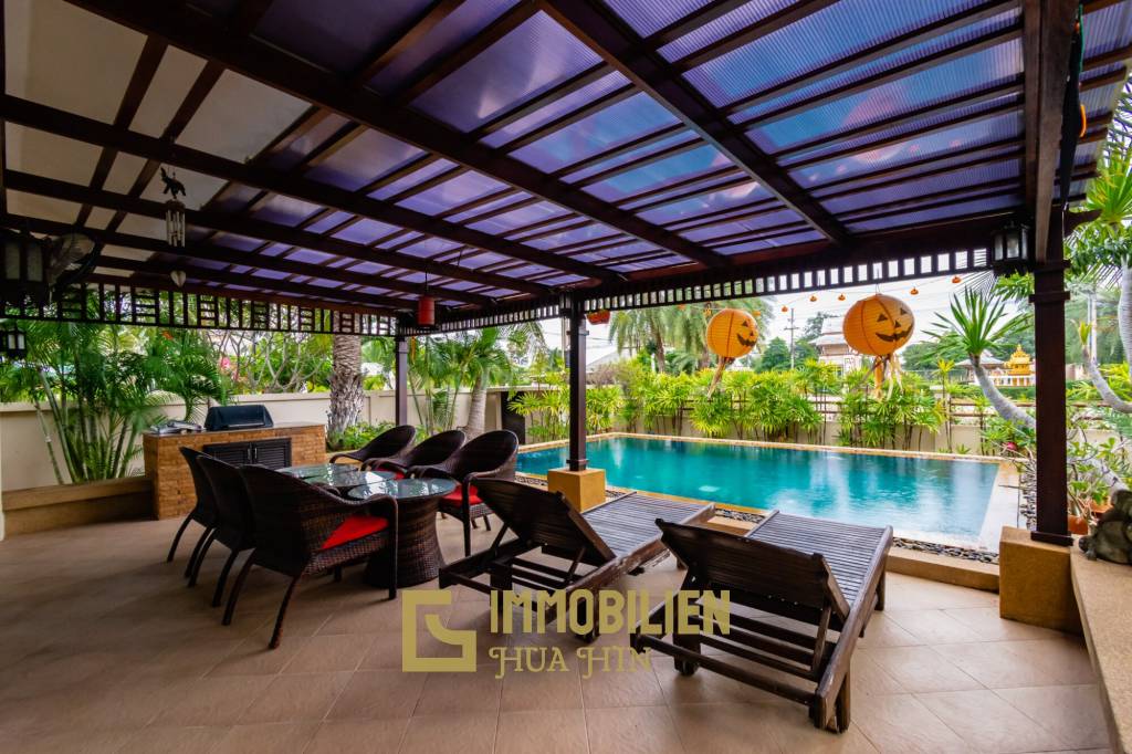 EMERALD RESORT :  3 Bed Pool Villa