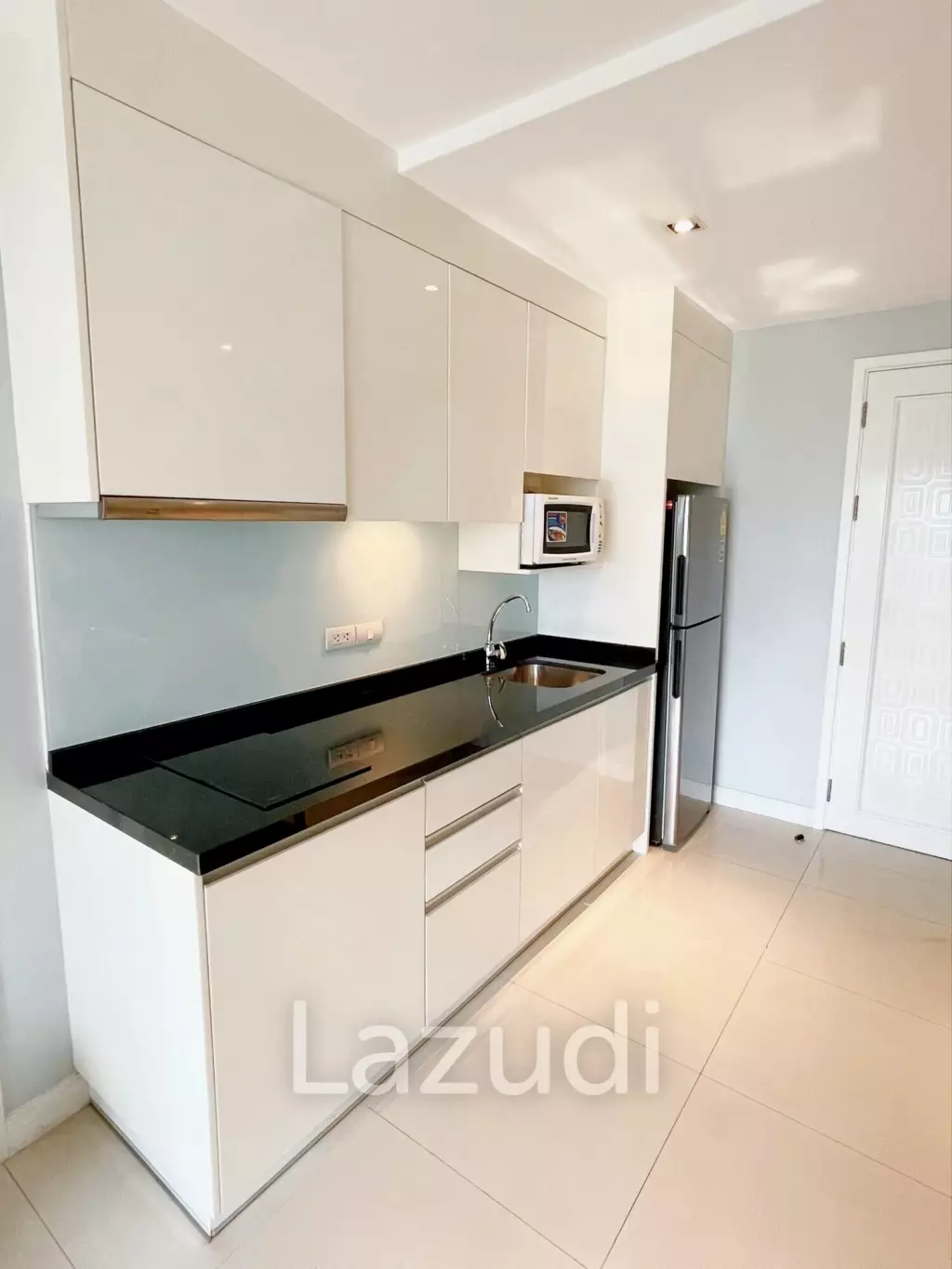 1 Bed 1 Bath 40 SQ.M Le Nice Ekamai