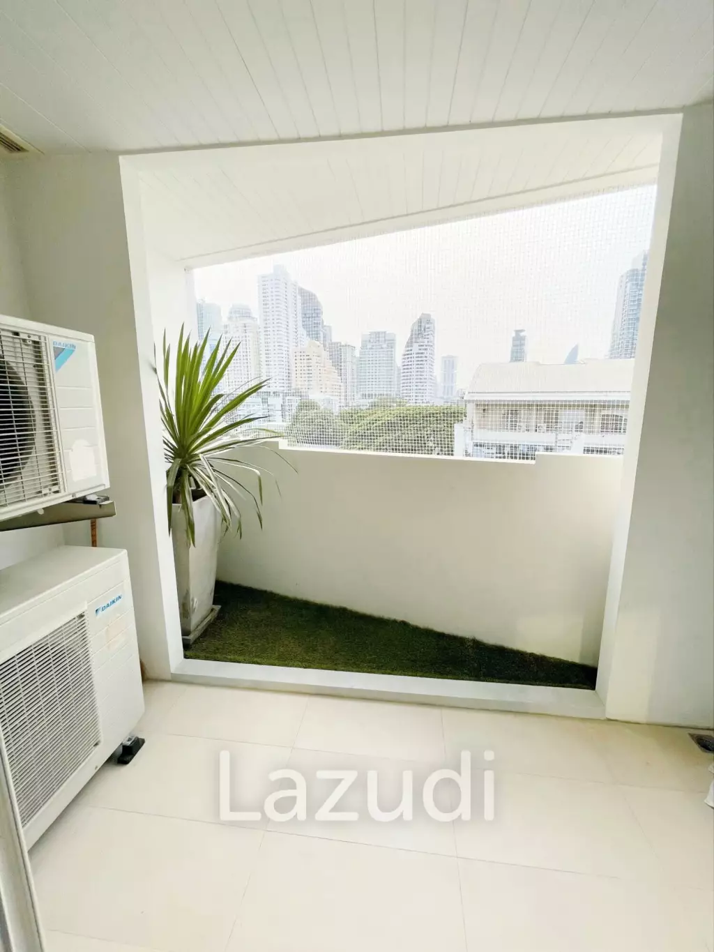 1 Bed 1 Bath 40 SQ.M Le Nice Ekamai