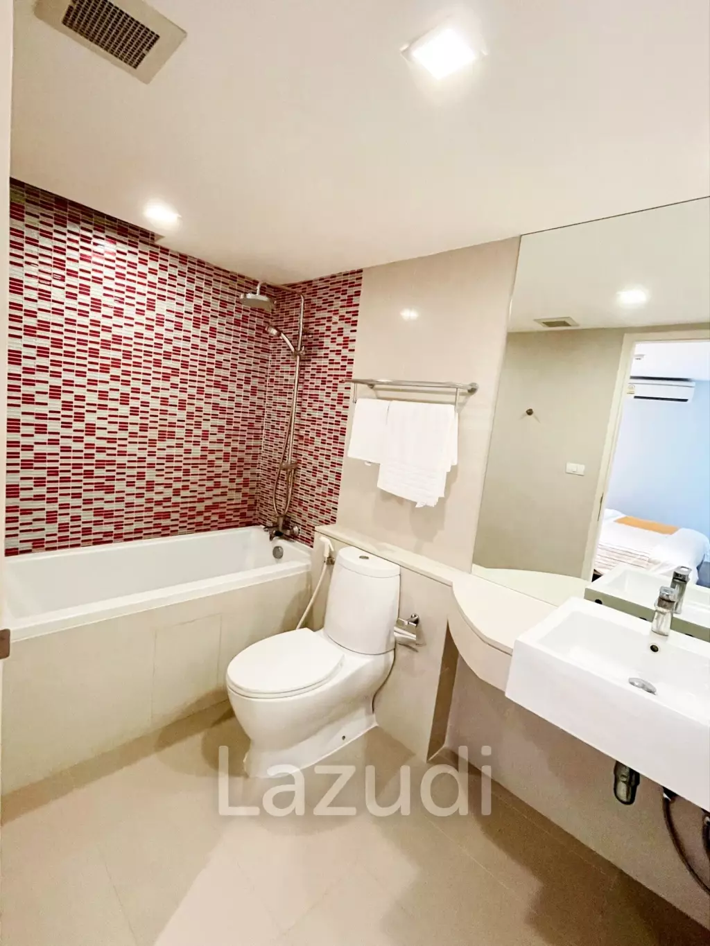 1 Bed 1 Bath 40 SQ.M Le Nice Ekamai