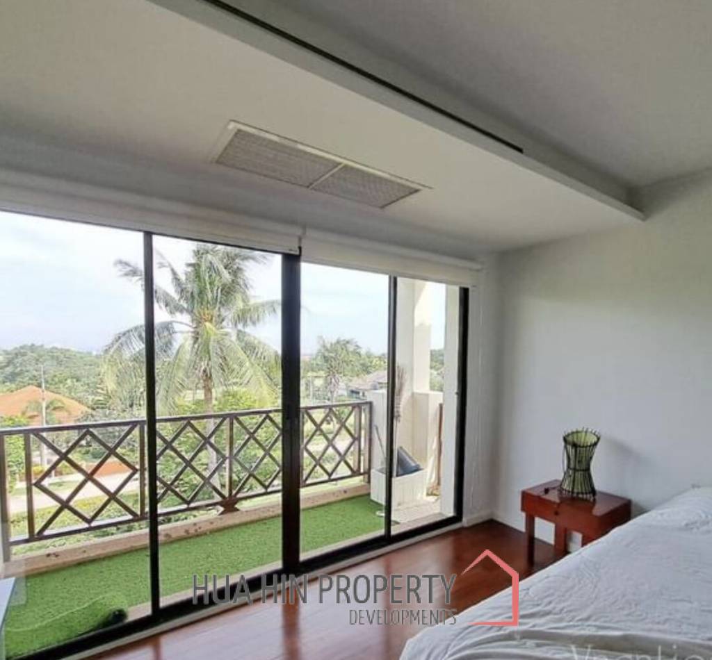 CONDO PALM HILL  : 2 bed great view