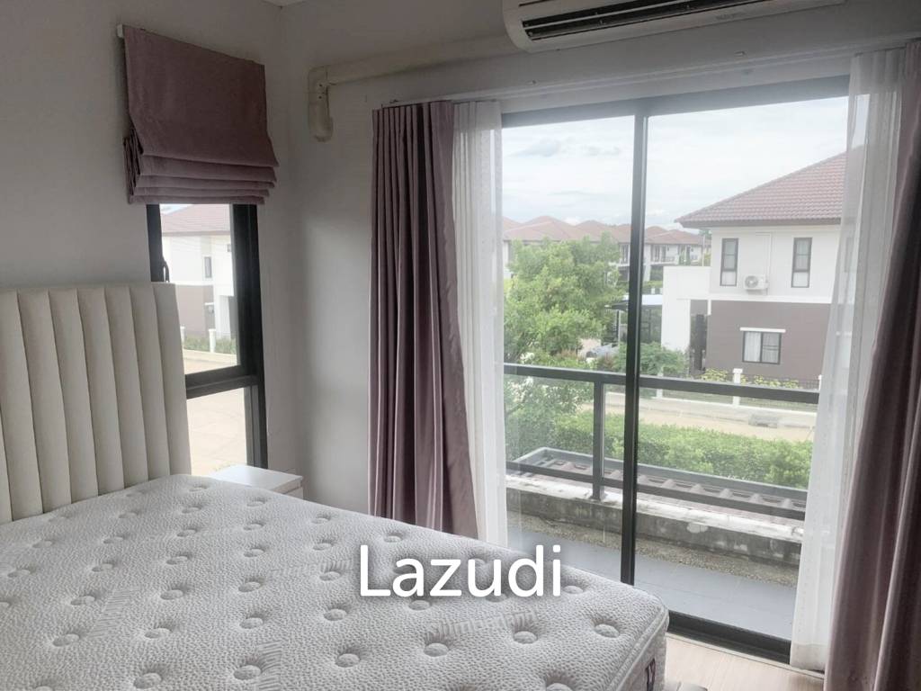 4 Bed House For Sale in Kankanok Ville 18