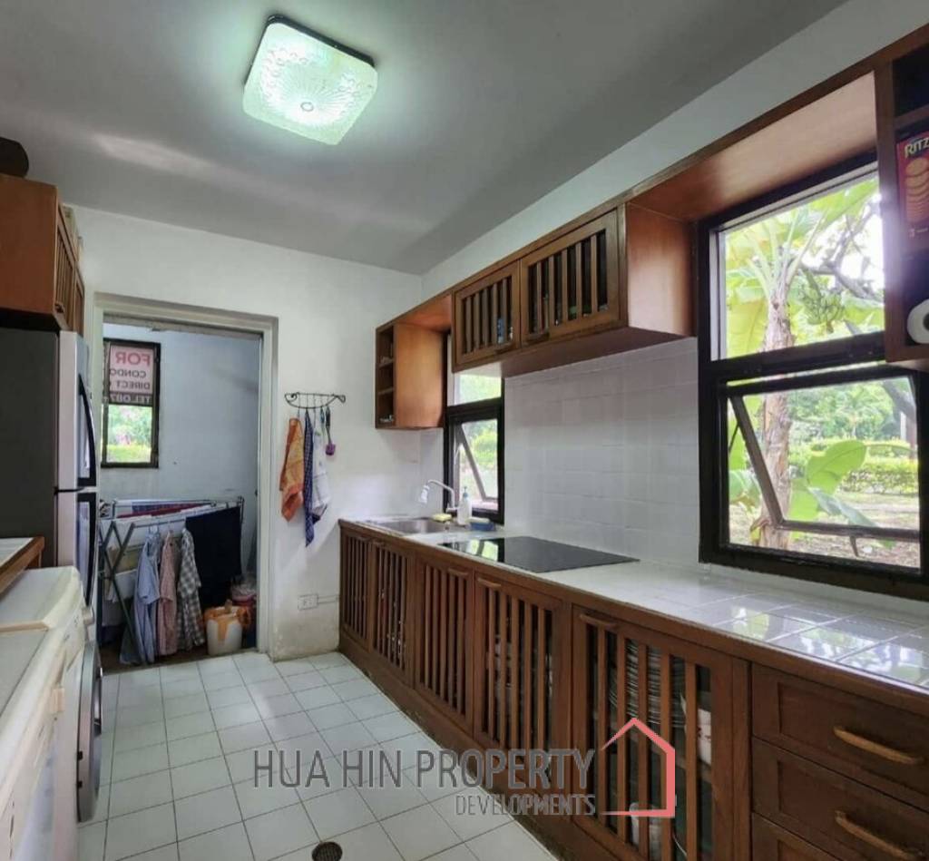 CONDO PALM HILL  : 2 bed groundfloor golf condo