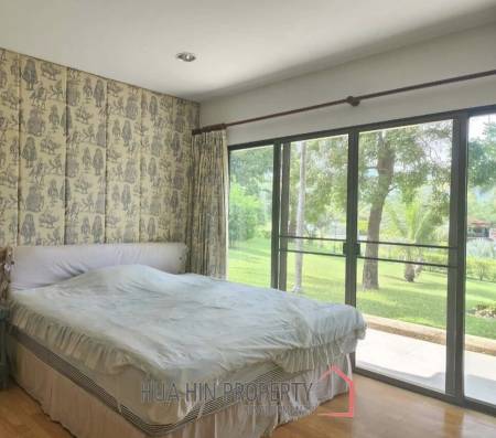 CONDO PALM HILL  : 2 bed groundfloor golf condo