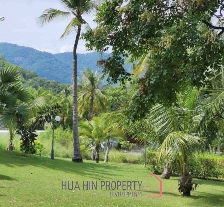CONDO PALM HILL  : 2 bed groundfloor golf condo
