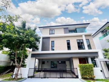 4 Bed 5 Bath 337 SQ.M The City Ekkamai - Ladprao