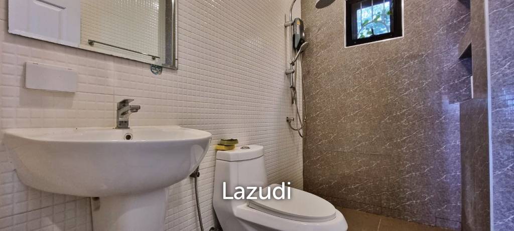 3 Beds 2 Baths 180 SQ.M. Ban Phumsiri