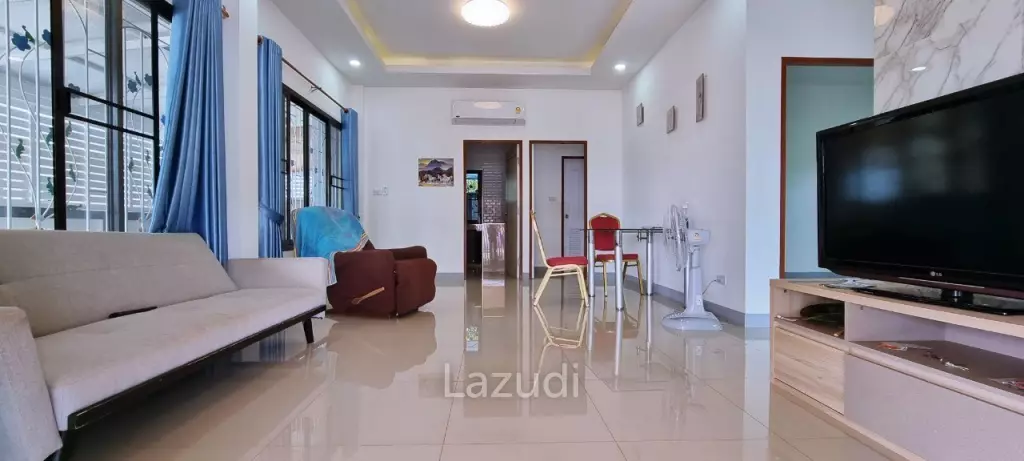 3 Beds 2 Baths 180 SQ.M. Ban Phumsiri