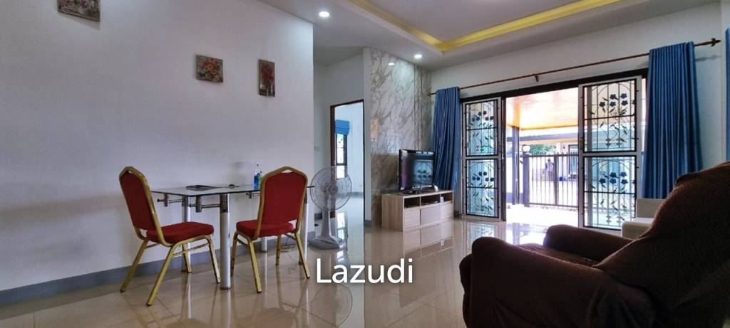 3 Beds 2 Baths 180 SQ.M. Ban Phumsiri