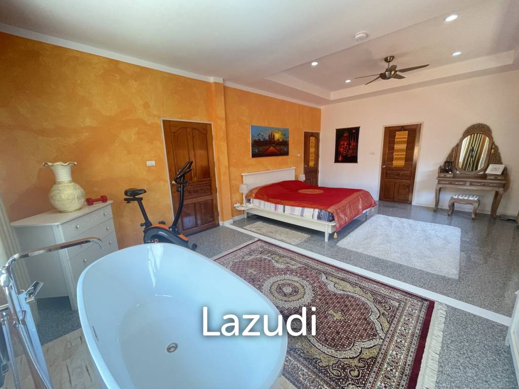 Wararom / Pak Nam Pran: Top-maintained Villa surrounded by beautiful Nature