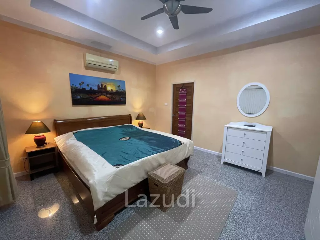 Wararom / Pak Nam Pran: Top-maintained Villa surrounded by beautiful Nature
