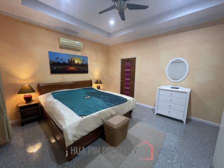 Wararom / Pak Nam Pran: Top-maintained Villa surrounded by beautiful Nature