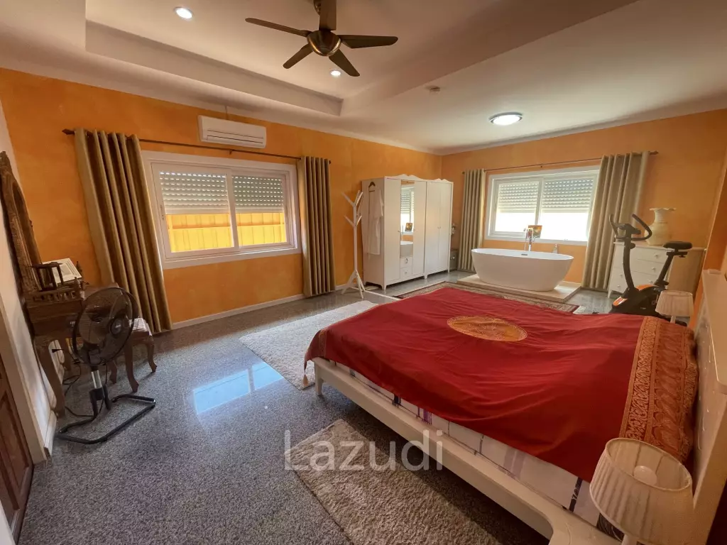 Wararom / Pak Nam Pran: Top-maintained Villa surrounded by beautiful Nature