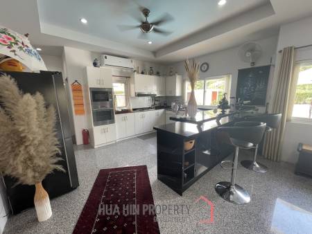 Wararom / Pak Nam Pran: Top-maintained Villa surrounded by beautiful Nature