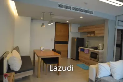 Wan Vayla : 1 Bedroom Pool View Condo
