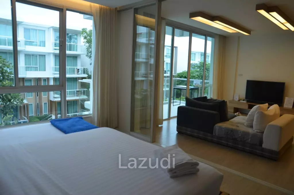 Wan Vayla : 1 Bedroom Pool View Condo