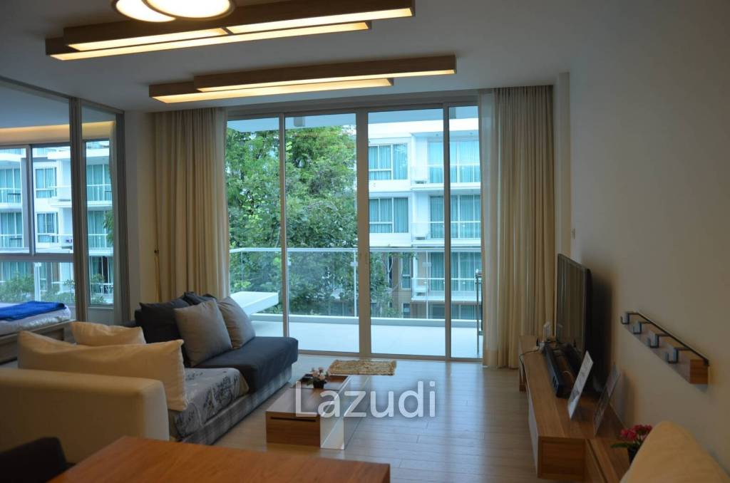 Wan Vayla : 1 Bedroom Pool View Condo