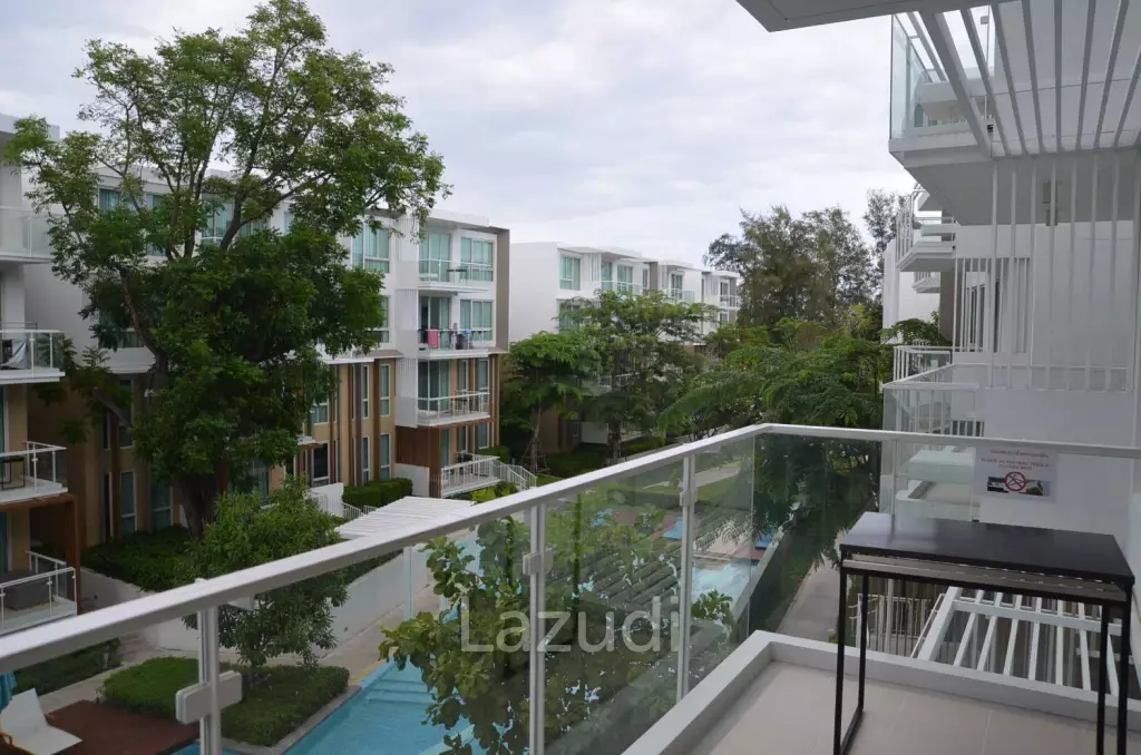 Wan Vayla : 1 Bedroom Pool View Condo
