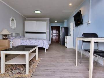 Studio 1 Bath 42 SQ.M. Pattaya Hill Resort
