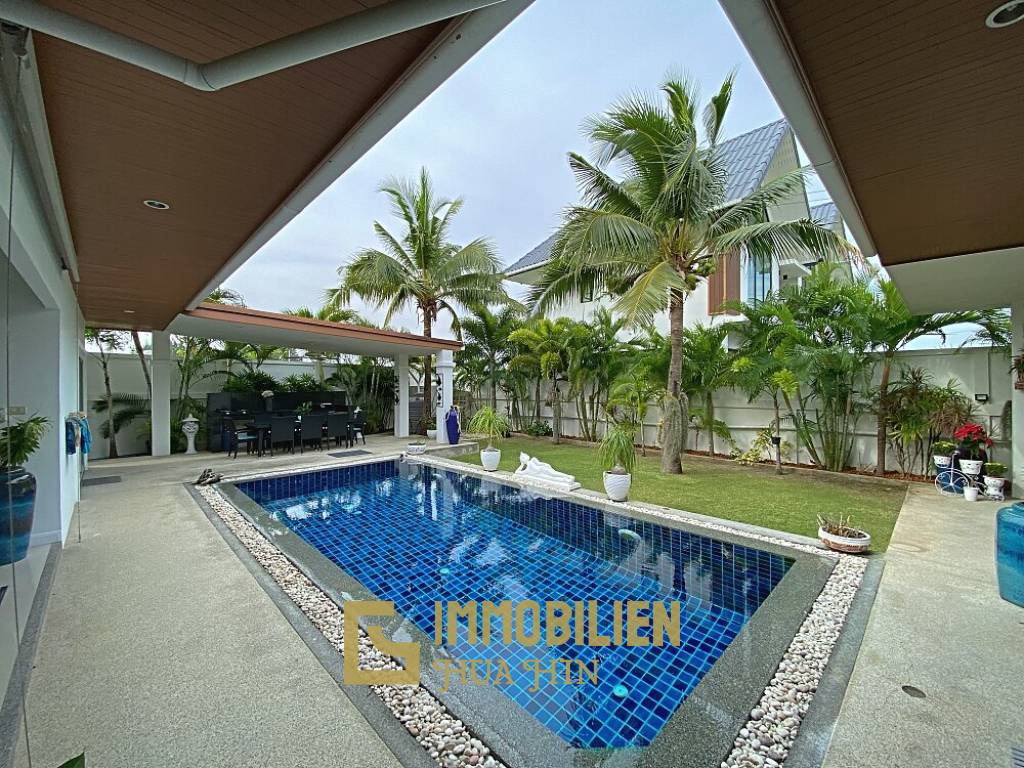 Lovely 3 Bed 3 Bath Private Pool Villa For Sale in Soi 88 with Extra Land