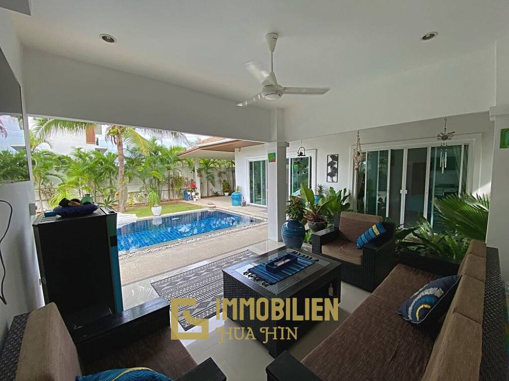 Lovely 3 Bed 3 Bath Private Pool Villa For Sale in Soi 88 with Extra Land