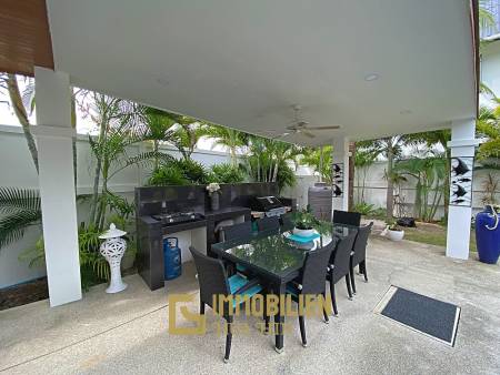 Lovely 3 Bed 3 Bath Private Pool Villa For Sale in Soi 88 with Extra Land