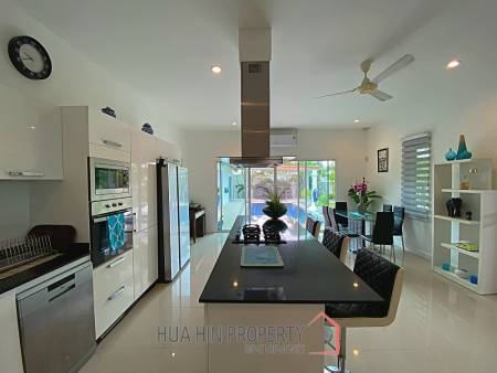 Lovely 3 Bed 3 Bath Private Pool Villa For Sale in Soi 88 with Extra Land