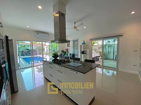 Lovely 3 Bed 3 Bath Private Pool Villa For Sale in Soi 88 with Extra Land