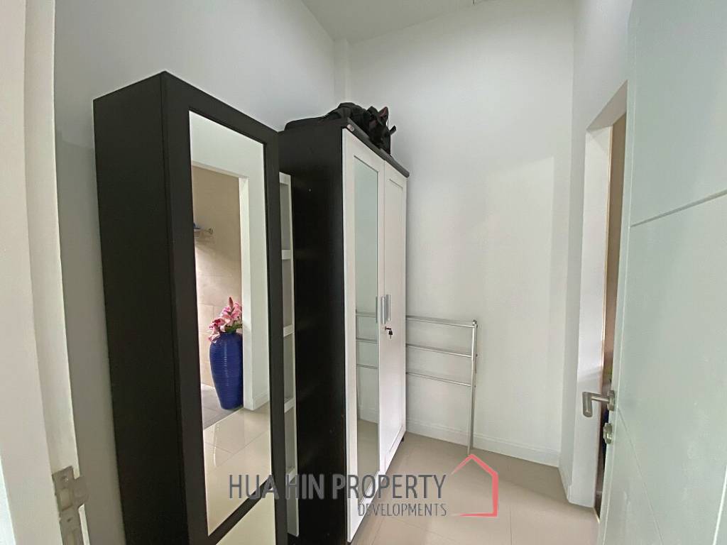Lovely 3 Bed 3 Bath Private Pool Villa For Sale in Soi 88 with Extra Land