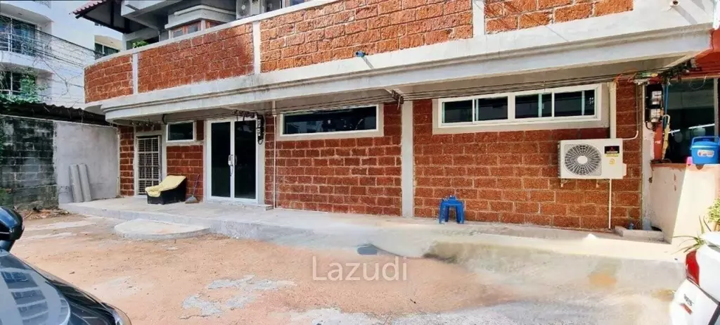 Commercial Building For Rent In Pattaya Tai