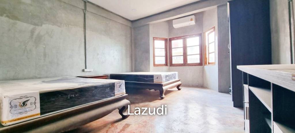 Commercial Building For Rent In Pattaya Tai