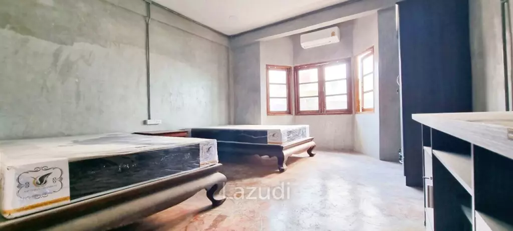 Commercial Building For Rent In Pattaya Tai