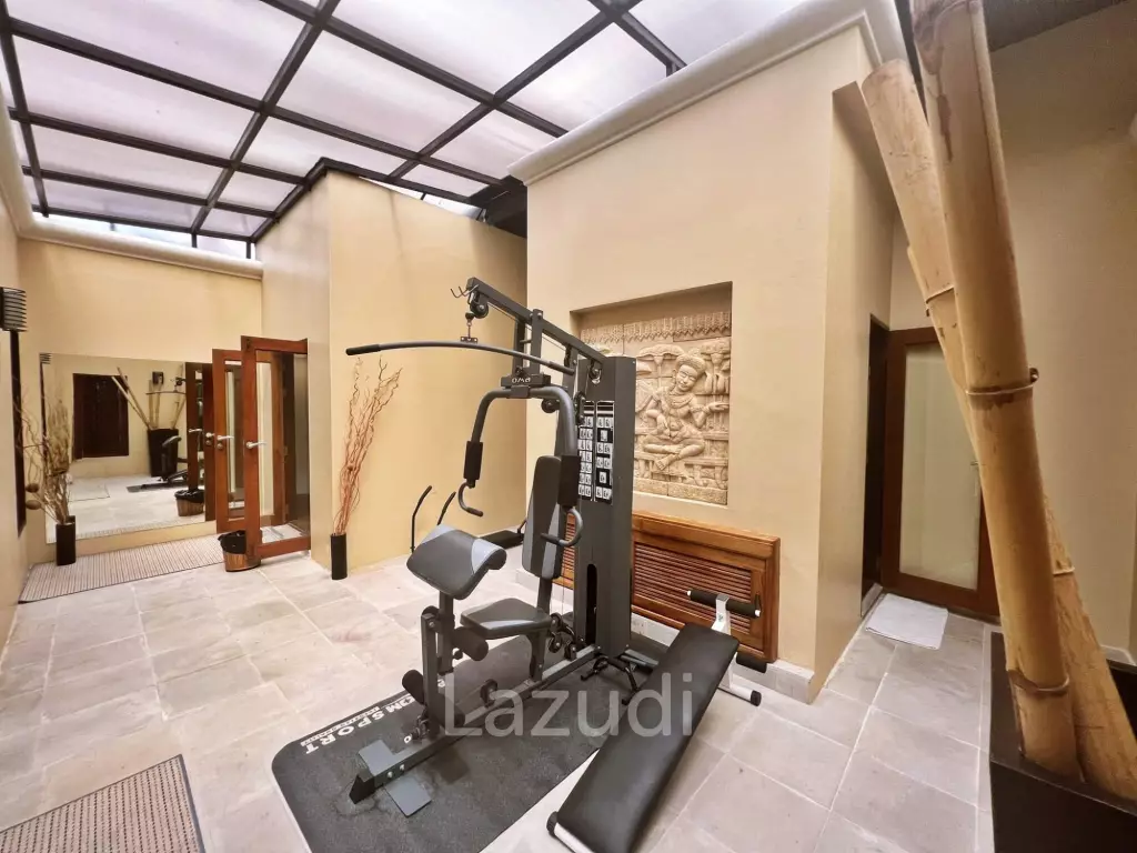 3 Beds 3 Baths 350 SQ.M. View Talay Marina