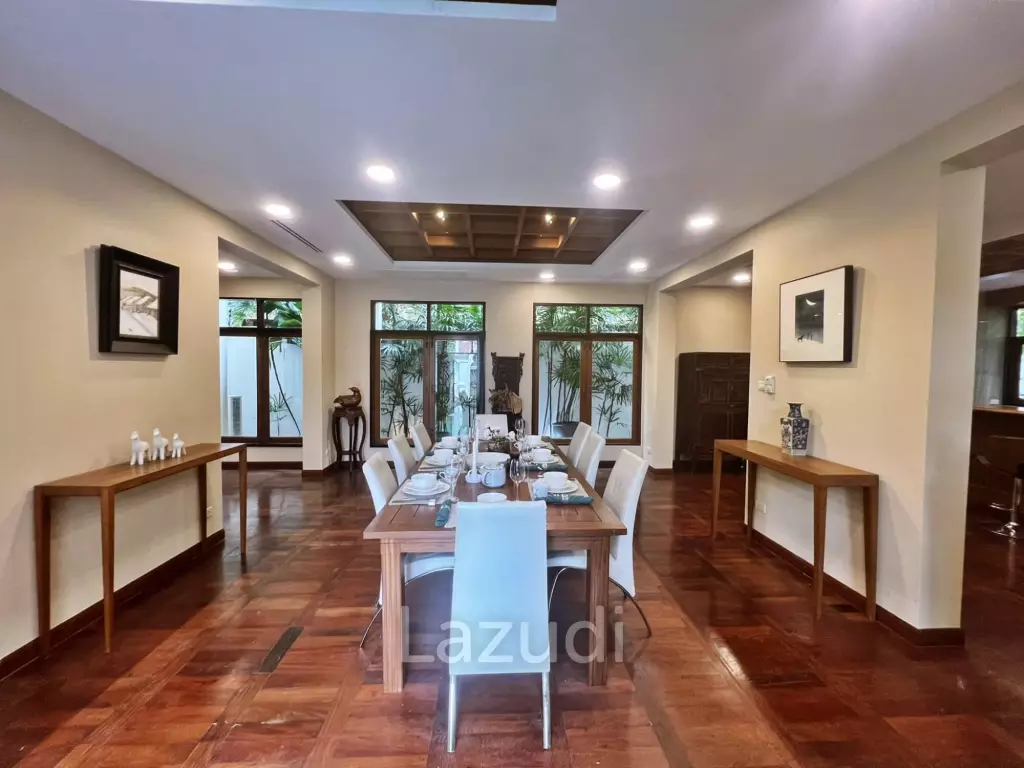 3 Beds 3 Baths 350 SQ.M. View Talay Marina