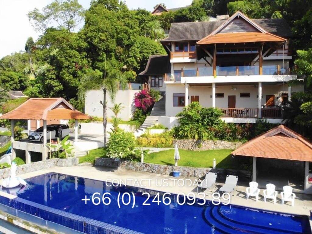 
        5 Bedroom Luxurious Seaview Villa for Sale
      