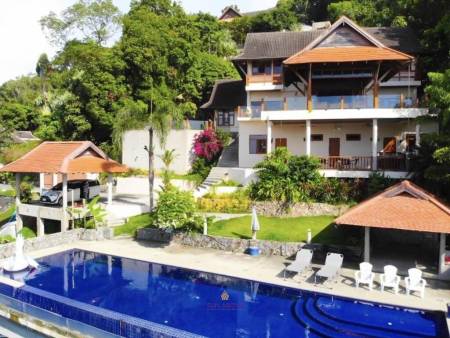 5 Bedroom Luxurious Seaview Villa for Sale