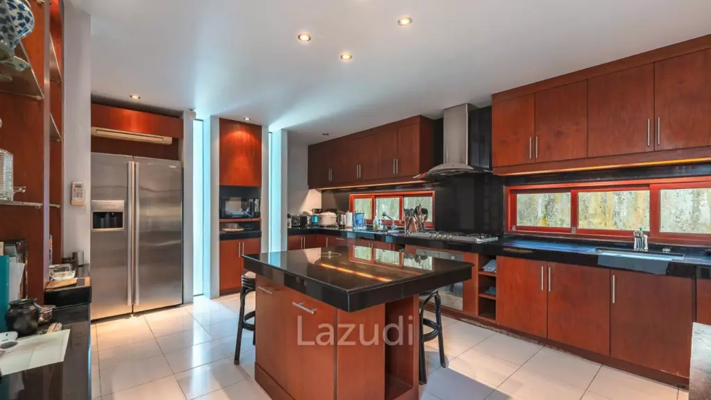 4 Bed Majestic Garden Pool Villa For Sale Near Bangtao Beach