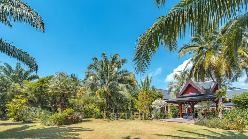 4 Bed Majestic Garden Pool Villa For Sale Near Bangtao Beach
