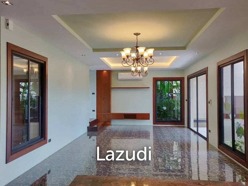 4 Bed 280 SQ.M Chaiyapruek Land and House Park