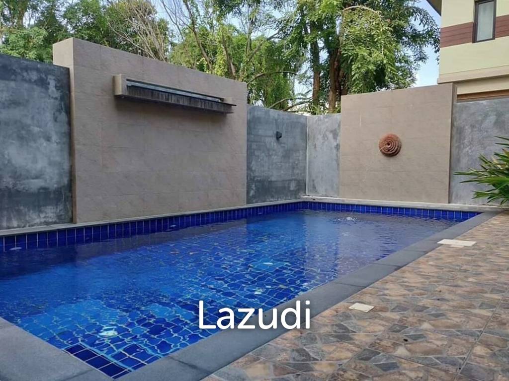 4 Bed 280 SQ.M Chaiyapruek Land and House Park