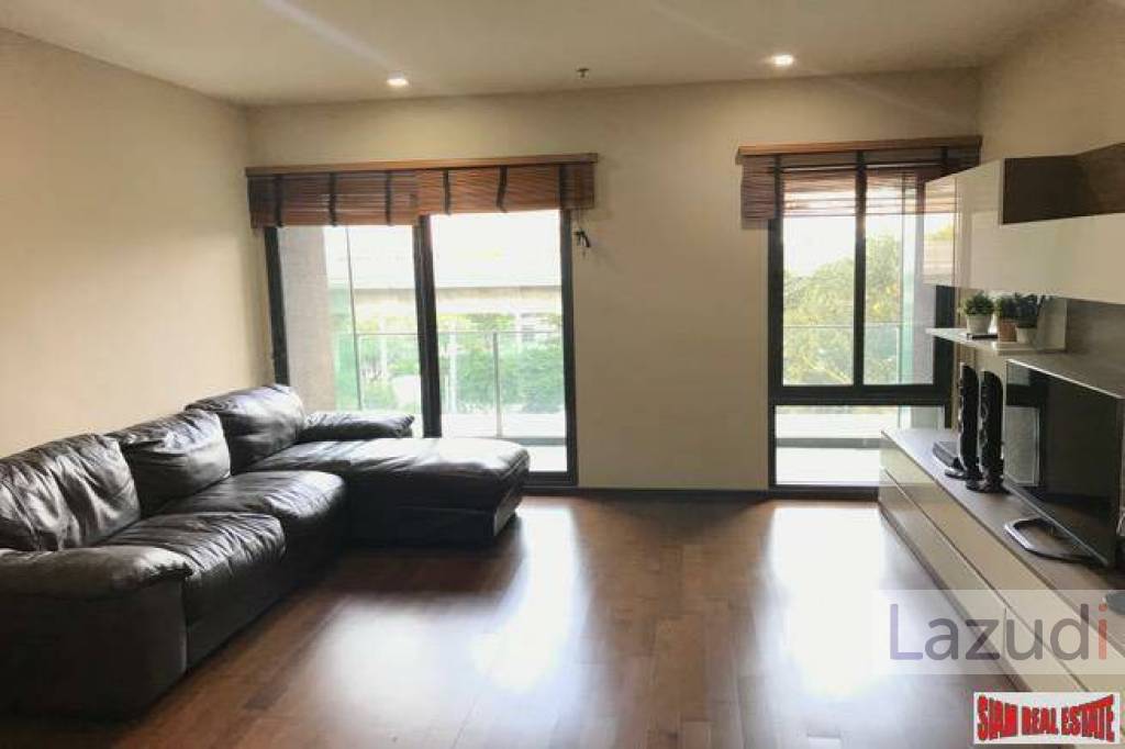 Noble Remix | Spacious Two Bedroom Condo within Walking Distance to BTS Thong Lo