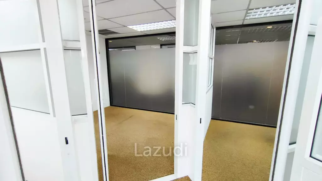 Office space for rent in Silom
