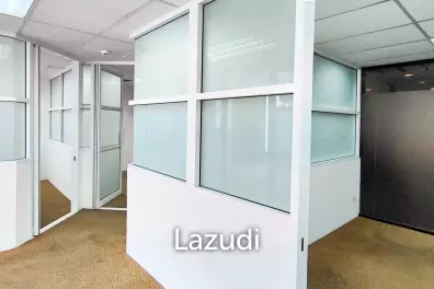 Office space for rent in Silom
